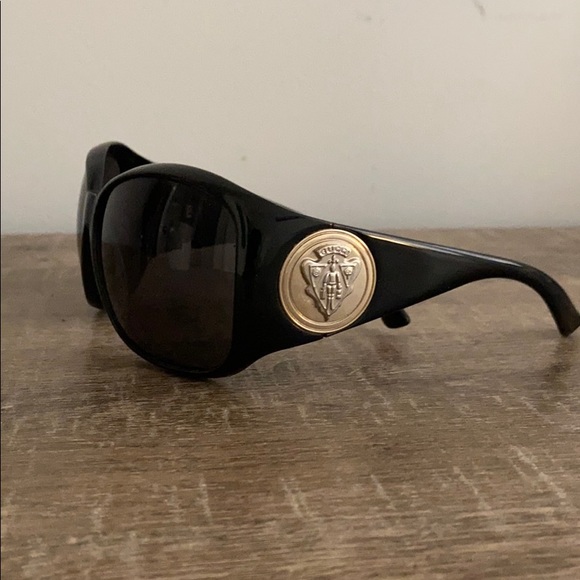 NEW GUCCI Sunglasses - Picture 2 of 8
